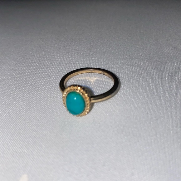 Gold Oval Ring With Turquoise Stone - Picture 3 of 3